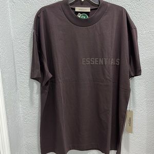 Selling a men essentials over sized shirt size M , brand new never used